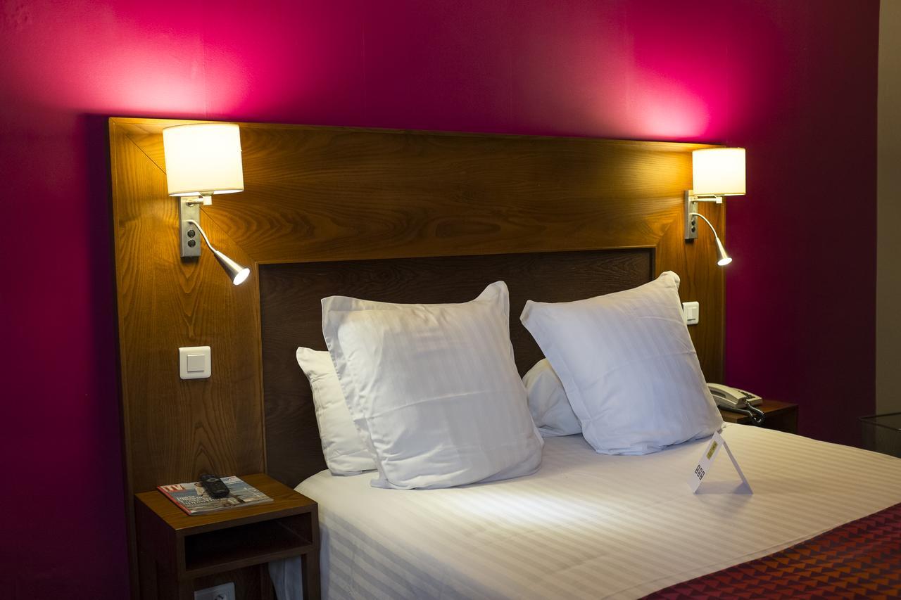 Logis Hotel & Restaurant La Paix Le Nouvion-en-Thierache Luaran gambar