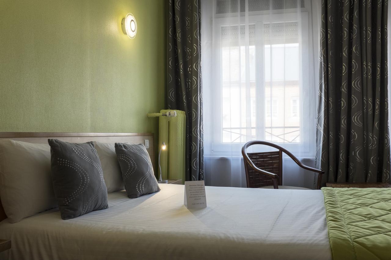 Logis Hotel & Restaurant La Paix Le Nouvion-en-Thierache Luaran gambar